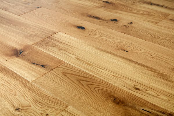 Royal Home Choice Natural Lacquered Engineered Europa Rustic Oak Flooring £37.69Psqm 1015-08