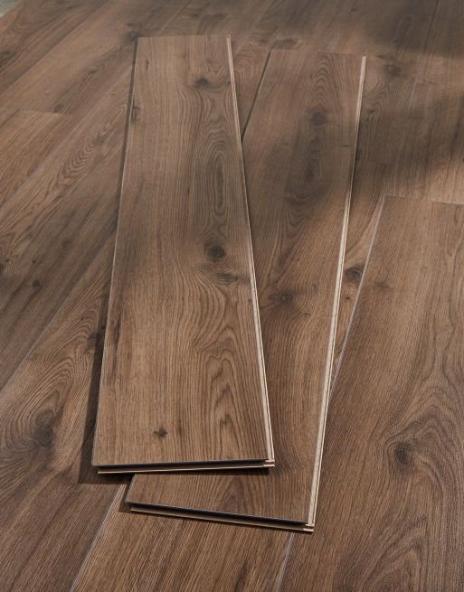 Elegant French Dark Oak Laminate Flooring £14.49Psqm 1030-19